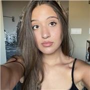 Lengua a niños y adultos que necesiten nociones de gramática, sintáctica u ortografía.